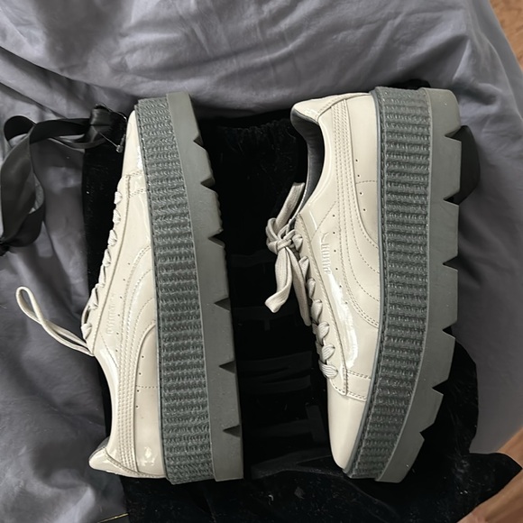 Fenty x Puma patent platform creeper, size 8.5, grey. - Picture 3 of 5